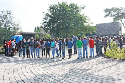 3. Círculo de bienvenida a grupos de voluntariado y servicio. foto Hugo Ernesto López.JPG